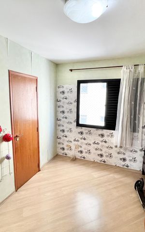 Apartamento à venda com 140m², 4 quartos e 2 vagas Apartamento à venda com 140m², 4 quartos e 2 vagasQuarto 1 - Suíte