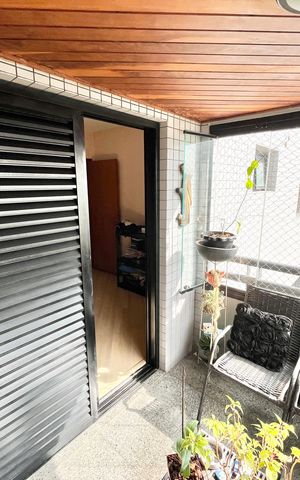 Apartamento à venda com 140m², 4 quartos e 2 vagas Apartamento à venda com 140m², 4 quartos e 2 vagasVaranda da Sala / Escritório