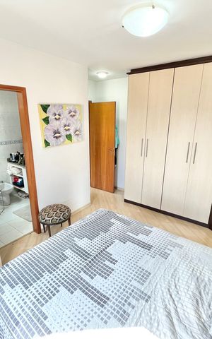 Apartamento à venda com 140m², 4 quartos e 2 vagas Apartamento à venda com 140m², 4 quartos e 2 vagasQuarto 4 - Suíte