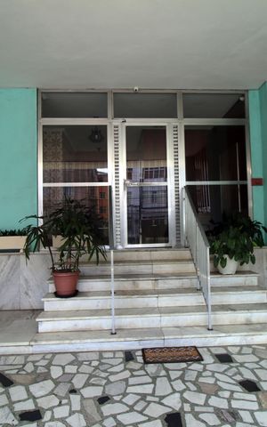 Apartamento à venda com 40m², 1 quarto e sem vagaFachada e portaria