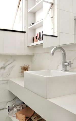 Apartamento à venda com 93m², 3 quartos e 2 vagas Apartamento à venda com 93m², 3 quartos e 2 vagasSuíte - banheiro