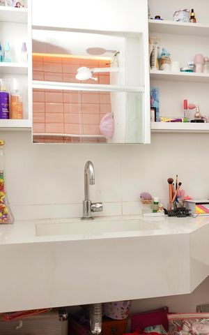Apartamento à venda com 93m², 3 quartos e 2 vagas Apartamento à venda com 93m², 3 quartos e 2 vagasBanheiro Social