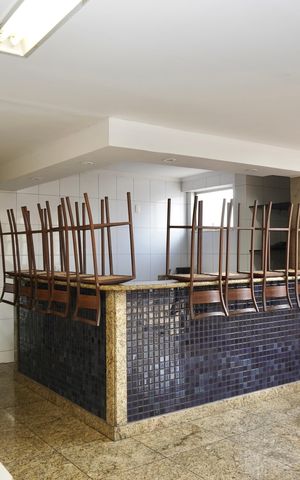 Apartamento à venda com 93m², 3 quartos e 2 vagas Apartamento à venda com 93m², 3 quartos e 2 vagasÁrea comum - Salão de festas