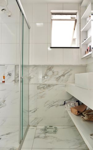 Apartamento à venda com 93m², 3 quartos e 2 vagas Apartamento à venda com 93m², 3 quartos e 2 vagasSuíte - banheiro