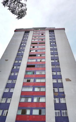 Apartamento à venda com 93m², 3 quartos e 2 vagas Apartamento à venda com 93m², 3 quartos e 2 vagasFachada do Prédio