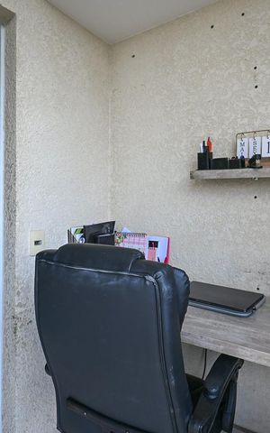 Apartamento para alugar com 63m², 2 quartos e 1 vagaEscritório