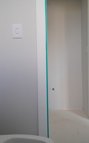 Apartamento à venda com 137m², 3 quartos e 2 vagasBanheiro da Suíte 2 e 3