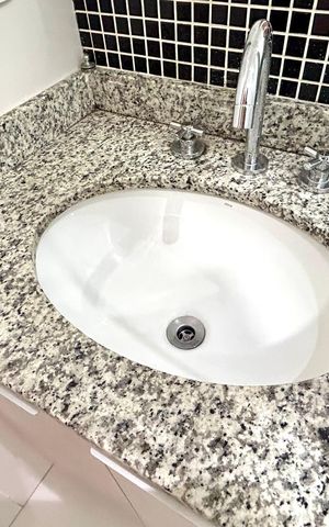 Apartamento à venda com 68m², 2 quartos e 1 vaga Apartamento à venda com 68m², 2 quartos e 1 vagaBanheiro 1