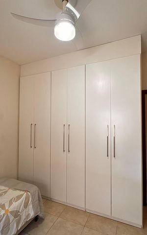Casa de condomínio para alugar com 400m², 4 quartos e 4 vagas Casa de condomínio para alugar com 400m², 4 quartos e 4 vagasQuarto 1