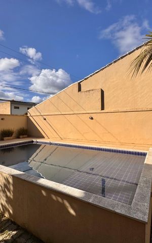 Casa de condomínio para alugar com 400m², 4 quartos e 4 vagas Casa de condomínio para alugar com 400m², 4 quartos e 4 vagasÁrea externa