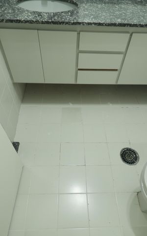 Apartamento à venda com 178m², 3 quartos e 3 vagasBanheiro da Suíte 2