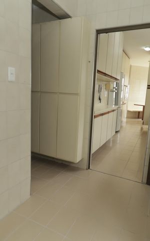 Apartamento à venda com 178m², 3 quartos e 3 vagasÁrea de Serviço