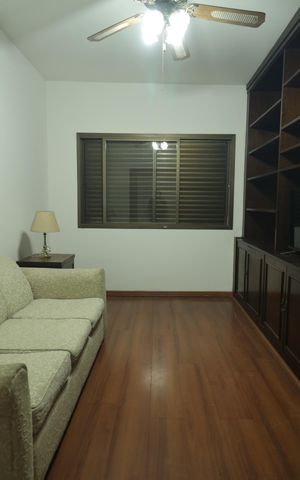 Apartamento à venda com 178m², 3 quartos e 3 vagasSala de TV
