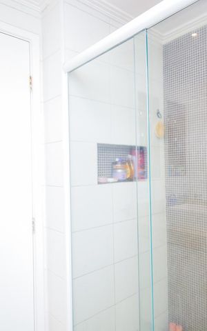 Apartamento à venda com 77m², 3 quartos e 2 vagasBanheiro da Suíte