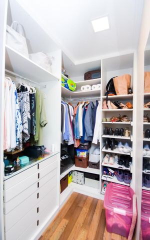 Apartamento à venda com 77m², 3 quartos e 2 vagasCloset da Suíte