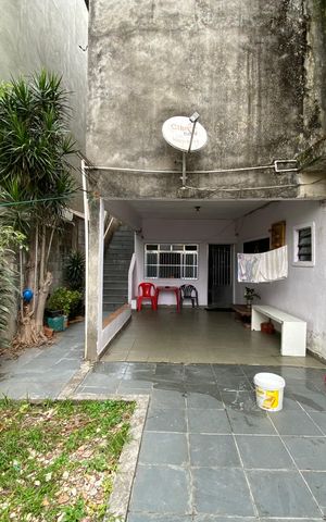 Casa à venda com 286m², 2 quartos e sem vaga Casa à venda com 286m², 2 quartos e sem vagaQuintal