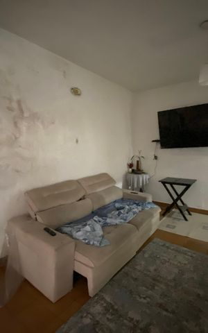 Casa à venda com 286m², 2 quartos e sem vaga Casa à venda com 286m², 2 quartos e sem vagaSala