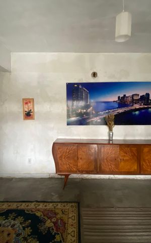 Casa à venda com 286m², 2 quartos e sem vaga Casa à venda com 286m², 2 quartos e sem vagaSala