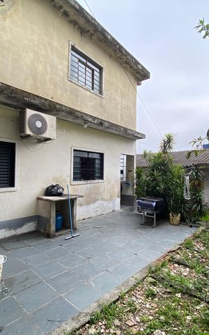 Casa à venda com 286m², 2 quartos e sem vaga Casa à venda com 286m², 2 quartos e sem vagaQuintal
