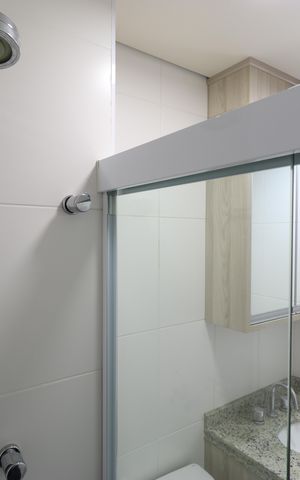 Apartamento à venda com 65m², 2 quartos e 2 vagasBanheiro Social