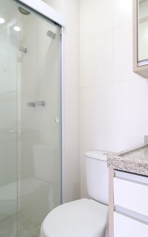 Apartamento à venda com 65m², 2 quartos e 2 vagasBanheiro Social