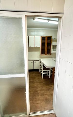 Apartamento à venda com 80m², 2 quartos e sem vaga Apartamento à venda com 80m², 2 quartos e sem vagaÁrea de Serviço