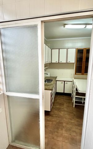 Apartamento à venda com 80m², 2 quartos e sem vaga Apartamento à venda com 80m², 2 quartos e sem vagaÁrea de Serviço