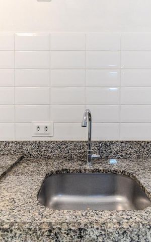 Studio à venda com 30m², 1 quarto e sem vaga Studio à venda com 30m², 1 quarto e sem vagaCozinha