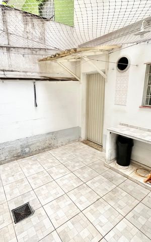 Casa à venda com 106m², 3 quartos e 1 vaga Casa à venda com 106m², 3 quartos e 1 vagaQuintal