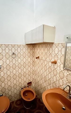 Casa à venda com 106m², 3 quartos e 1 vaga Casa à venda com 106m², 3 quartos e 1 vagaBanheiro