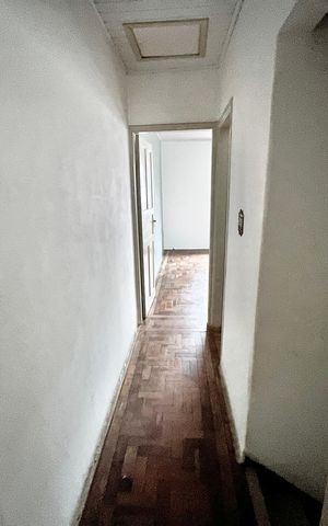 Casa à venda com 106m², 3 quartos e 1 vaga Casa à venda com 106m², 3 quartos e 1 vagaCorredor