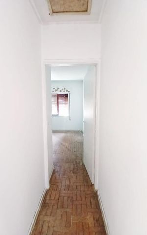 Casa à venda com 160m², 3 quartos e 2 vagas Casa à venda com 160m², 3 quartos e 2 vagasFoto 01