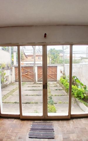 Casa à venda com 160m², 3 quartos e 2 vagas Casa à venda com 160m², 3 quartos e 2 vagasFoto 03