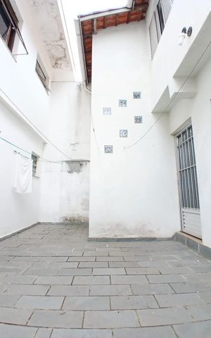 Casa à venda com 160m², 3 quartos e 2 vagas Casa à venda com 160m², 3 quartos e 2 vagasFoto 01