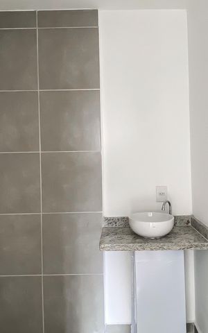 Apartamento para alugar com 42m², 2 quartos e sem vagaBanheiro