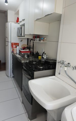 Apartamento à venda com 45m², 2 quartos e 1 vagaCozinha e Área de Serviço