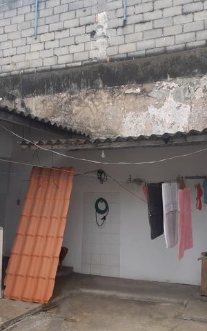 Casa à venda com 320m², 3 quartos e 1 vaga Casa à venda com 320m², 3 quartos e 1 vagaÁrea externa