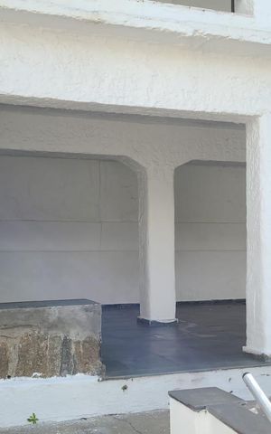Casa à venda com 320m², 3 quartos e 1 vaga Casa à venda com 320m², 3 quartos e 1 vagaÁrea externa