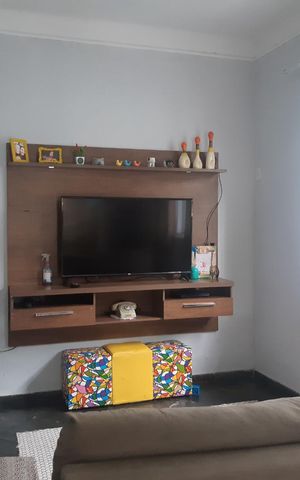 Casa à venda com 320m², 3 quartos e 1 vaga Casa à venda com 320m², 3 quartos e 1 vagaSala