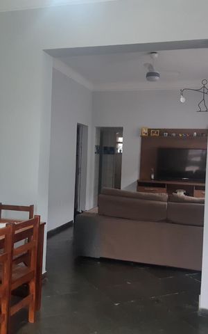 Casa à venda com 320m², 3 quartos e 1 vaga Casa à venda com 320m², 3 quartos e 1 vagaSala