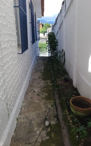 Casa à venda com 320m², 3 quartos e 1 vaga Casa à venda com 320m², 3 quartos e 1 vagaÁrea externa