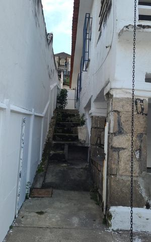Casa à venda com 320m², 3 quartos e 1 vaga Casa à venda com 320m², 3 quartos e 1 vagaÁrea externa