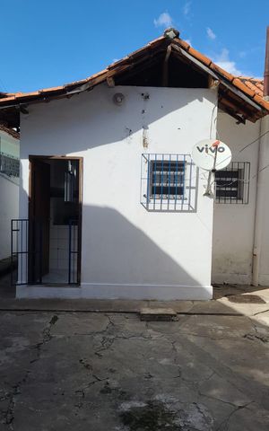 Casa à venda com 320m², 3 quartos e 1 vaga Casa à venda com 320m², 3 quartos e 1 vagaÁrea externa