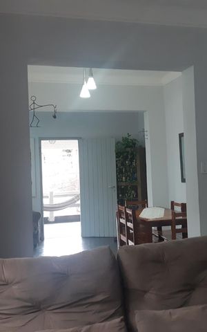 Casa à venda com 320m², 3 quartos e 1 vaga Casa à venda com 320m², 3 quartos e 1 vagaSala