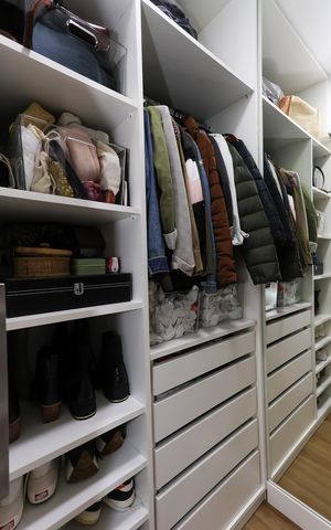 Apartamento à venda com 100m², 3 quartos e 2 vagas Apartamento à venda com 100m², 3 quartos e 2 vagasCloset da suíte