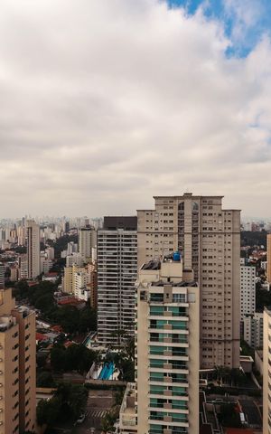 Apartamento à venda com 60m², 2 quartos e 1 vagaVaranda