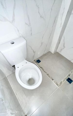 Apartamento à venda com 40m², 2 quartos e sem vaga Apartamento à venda com 40m², 2 quartos e sem vagaBanheiro
