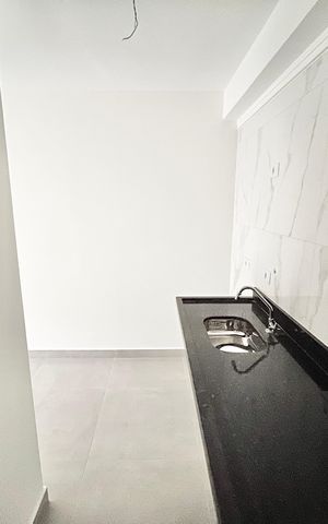 Apartamento à venda com 38m², 2 quartos e sem vaga Apartamento à venda com 38m², 2 quartos e sem vagaCozinha e Área de Serviço