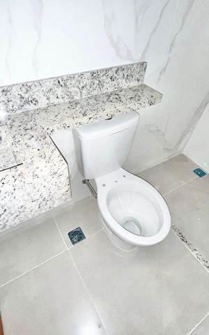 Apartamento à venda com 45m², 2 quartos e 1 vaga Apartamento à venda com 45m², 2 quartos e 1 vagaBanheiro