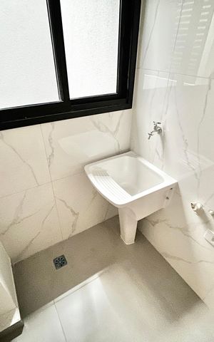 Apartamento à venda com 45m², 2 quartos e 1 vaga Apartamento à venda com 45m², 2 quartos e 1 vagaCozinha e Área de Serviço